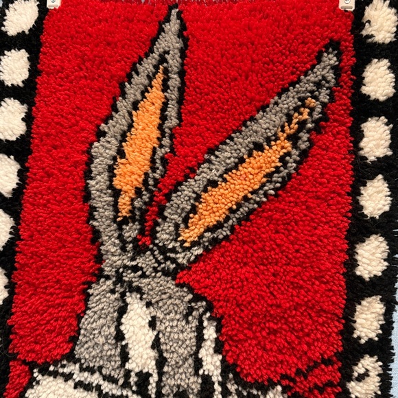 Vintage Bugs Bunny from Looney Tunes "Bugs on Film" Latch Hook Rug Handmade 29" - Picture 7 of 8